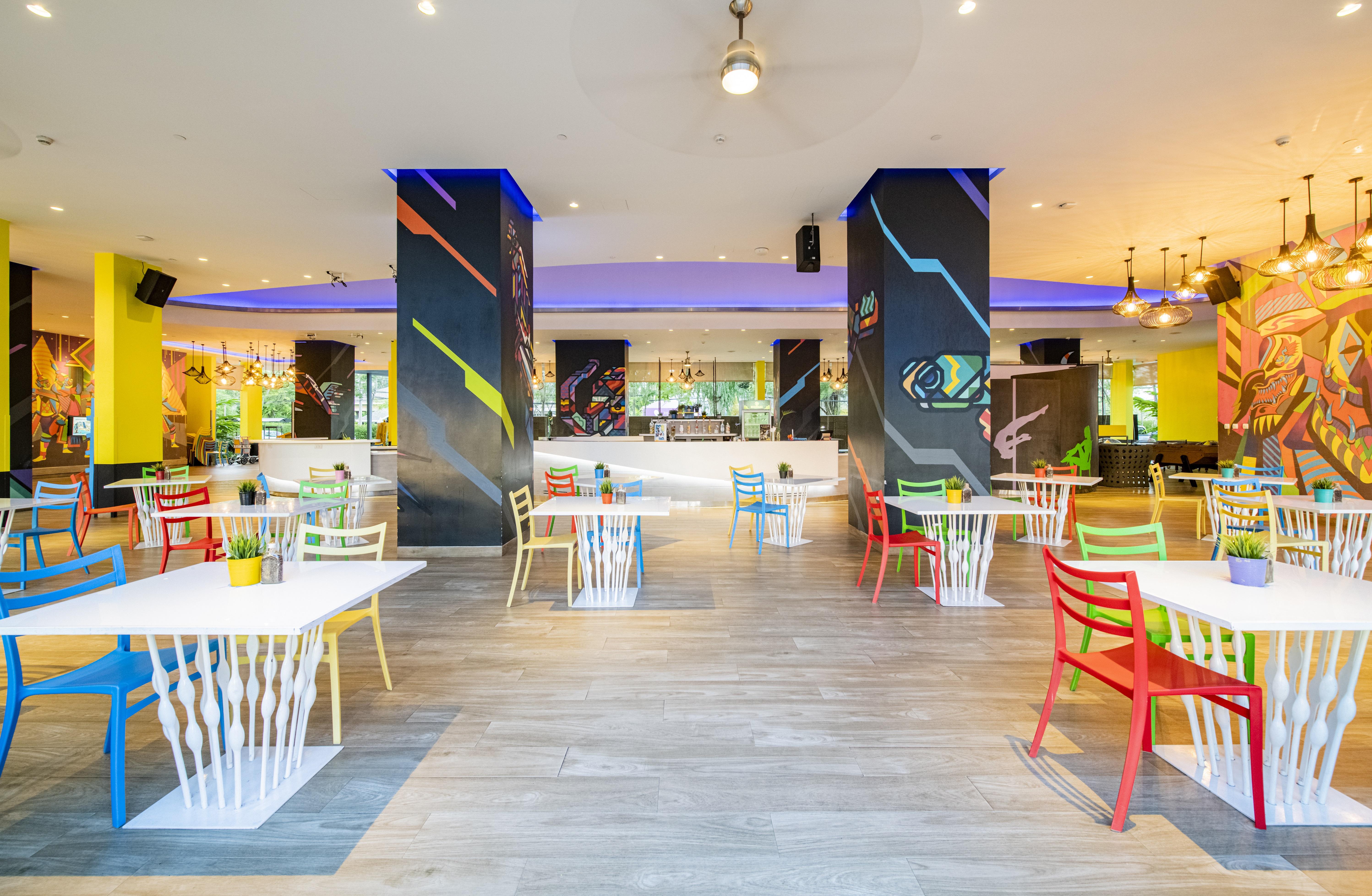 Cassia Phuket, Part Of Banyan Group Bang Tao Beach (Phuket) Esterno foto The interior of the restaurant